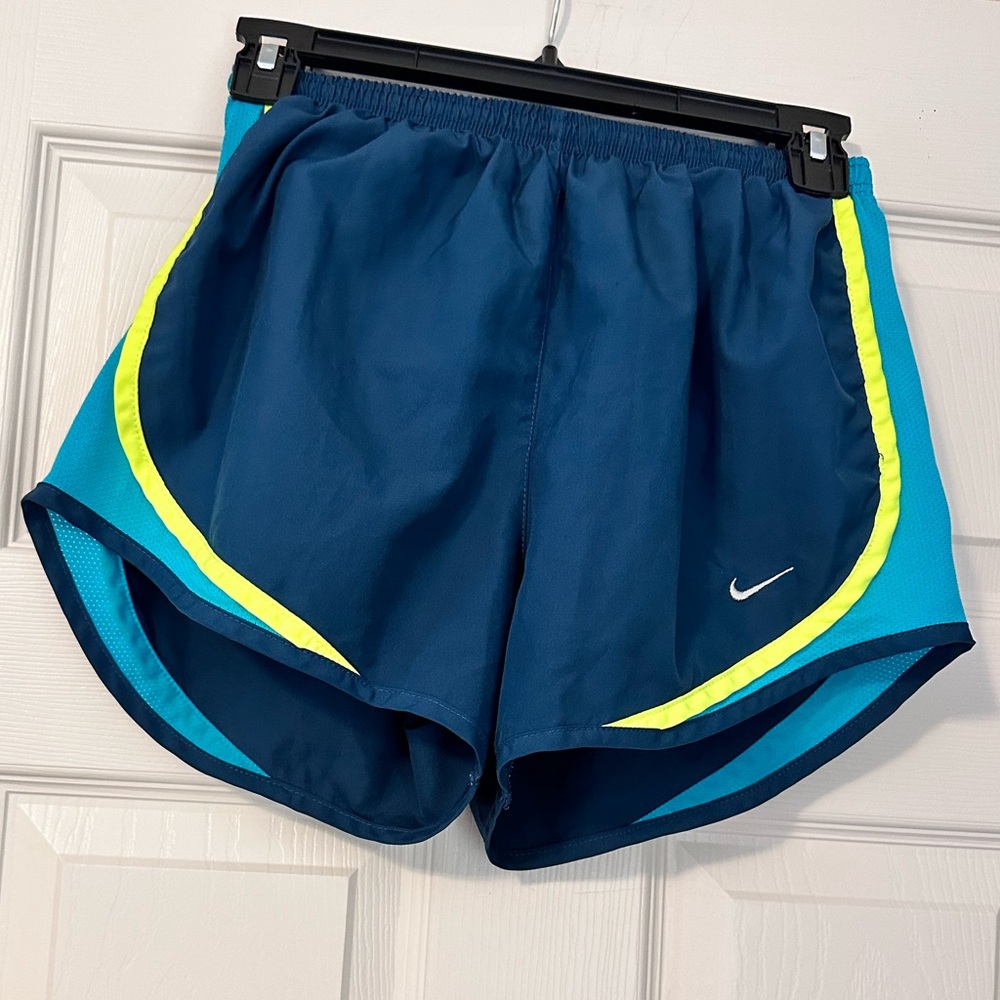 NIKE DRI FIT TEMPO Athletic Running Lined SHORTS Size Small Teal Trim